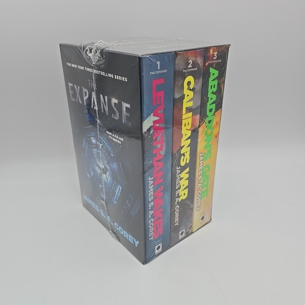 The Expanse Boxed Set: Leviathan Wakes, Caliban's War and Abaddon's Gate‎